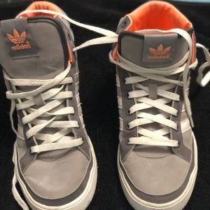 Addias Womens hightops